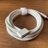 MacBook (photo 1)