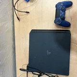 PlayStation 4 (photo 2)