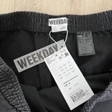 Брюки Weekday оверсайз (photo 3)