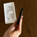 iPhone 16 Pro Max (photo 5)