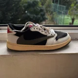 AIR JORDAN 1 LOW X TRAVIS SCOTT OLIVE (photo 1)