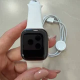 Apple Watch Series 11 42 мм (photo 2)