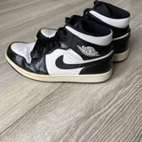 Nike Air Jordan 1 (photo 4)