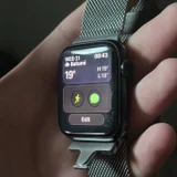 Apple Watch SE (photo 1)