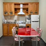 Сдам комфортную 1+1 в центре Батуми (photo 3)