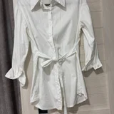 Белая удлиненная рубашка Cottone — trench coat (photo 3)