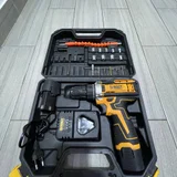 Набор инструментов и дрель — carpenter's kit, power drill (photo 1)