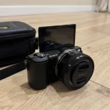 Фотоаппарат Sony a5000 + объектив 16-50mm (photo 1)