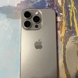 iPhone 16 Pro 256 GB Black Titanium — iPod, remote control (photo 10)