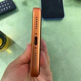 Оранжевый смартфон (photo 7)