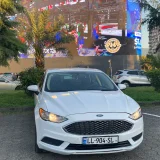 Ford Fusion Hybrid 2017 — limousine, grille (photo 1)