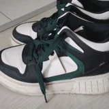 Обувь разная — sandal, running shoe, crash helmet (photo 3)