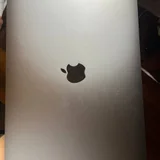 MacBook Pro 13 2017 — screw (photo 2)