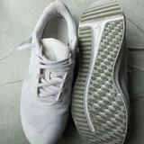 Кроссовки б/у — running shoe (photo 1)