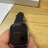 Apple Watch 11 46мм — cellular telephone, wine bottle (photo 2)
