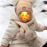 Зимний комбинезон Zara 12-18 месяцев с шапкой и шарфом — nipple, bath towel, diaper (photo 1)