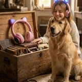 Беспроводные наушники с кошачьими ушками и LED-подсветкой — golden retriever (photo 1)