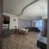 Квартира 1-комнатная, 60 м² — prison, home theater (photo 2)