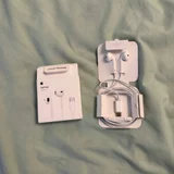 Проводные наушники Apple EarPods USB-C — switch (photo 1)