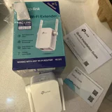Wi-Fi усилитель Tp-link RE305 AC1200 — Band Aid, modem (photo 1)