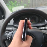 Samsung Galaxy S22 (Snapdragon) — car mirror (photo 4)