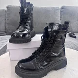 Б/у обувь — cowboy boot, running shoe (photo 1)