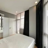 Квартира 1+1, 50 м² — shoji, wardrobe, studio couch (photo 2)