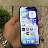iPhone 17 256GB — cellular telephone, hand-held computer, remote control (photo 3)