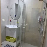 Сдается студия — toilet seat (photo 2)
