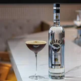 Набор для бара: шейкер и бутылка вина — cocktail shaker, wine bottle (photo 1)