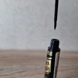 Подводка для глаз черная новая — fountain pen, lighter, rubber eraser (photo 4)