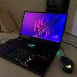 Игровой ноутбук ASUS ROG Zephyrus S GX701 с комплектом — desktop computer, mouse, laptop (photo 2)