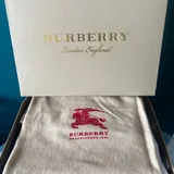 Кроссовки Burberry — packet, envelope (photo 1)