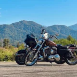 Harley-Davidson Sportster XL1200V Seventy Two 2014 — moped, crash helmet, motor scooter (photo 3)