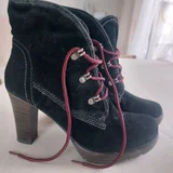 Полусапожки ботильоны TAMARIS натуральная замша р.39 — sandal, Loafer, running shoe (photo 1)