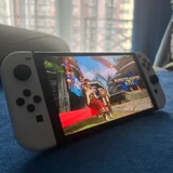 Nintendo Switch OLED (photo 2)