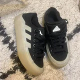 Костюм Adidas на мальчика 9-10 лет — running shoe, clog, sandal (photo 2)
