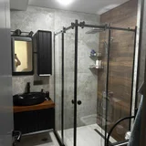 Квартиру 1 спальня — four-poster, wardrobe, hook (photo 4)