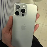 iPhone 15 Pro Max — remote control, iPod (photo 1)