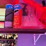 Обеденный стол — packet, hair spray (photo 4)