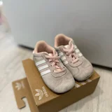 Детские кроссовки Adidas Gazelle размер 21 — rubber eraser, remote control (photo 1)