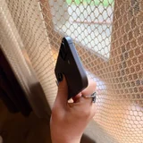 iPhone 17 Black 256GB — window screen (photo 5)