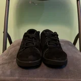Набор вещей и инструментов — Loafer, running shoe, knee pad (photo 4)
