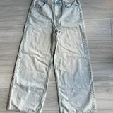 Джинсы H&M новые, широкие, размер 36 — jean (photo 1)