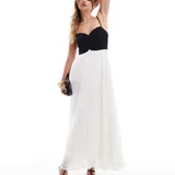 Forever New красное сатиновое платье — gown, hoopskirt (photo 3)