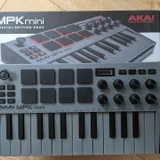 MIDI-клавиатура Akai MPK mini MK3 Gray (photo 2)