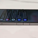 Samsung Galaxy Z Flip 6 — remote control, CD player (photo 4)
