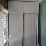 Шкаф-купе белый на заказ — refrigerator, wardrobe, sliding door (photo 1)