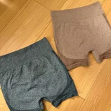 Женские спортивные шорты велосипедки с пуш-ап — mitten, cardigan, sock (photo 1)