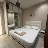 Комфортная квартира в Батуми — studio couch (photo 4)